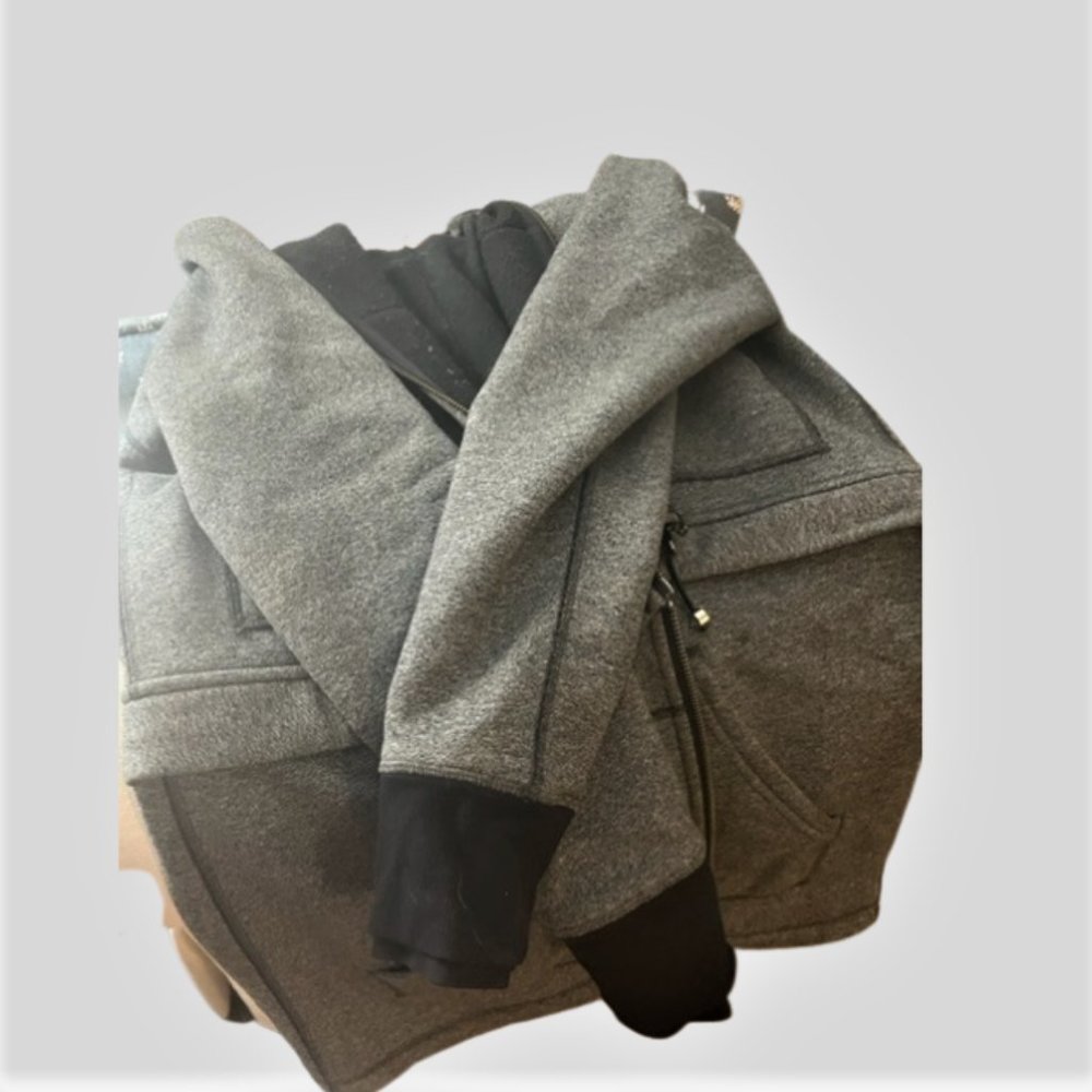 LULU LEMON size 10 gray wool jacket